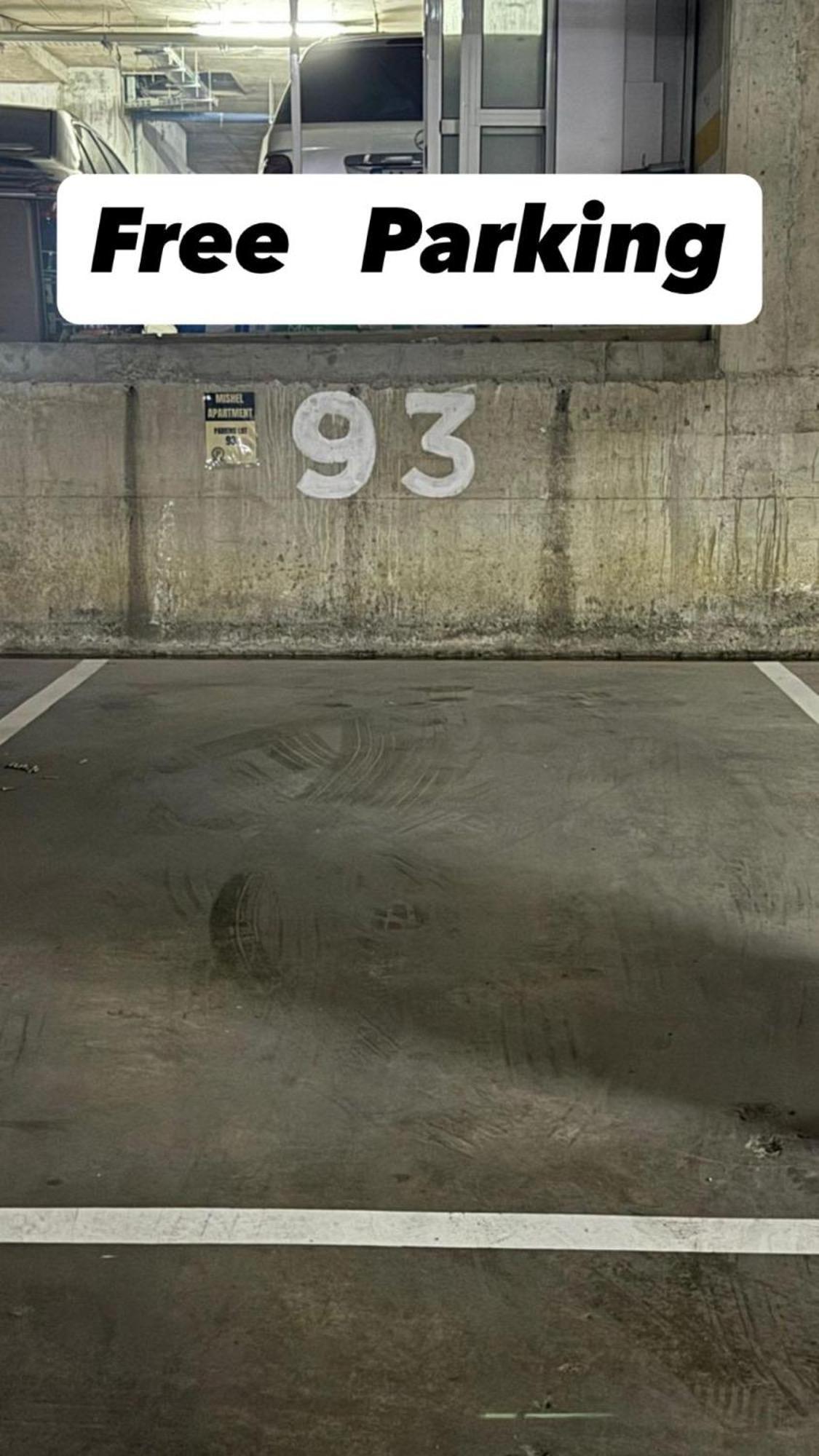 Free Parking Sudio Tirana Apartment Exterior photo