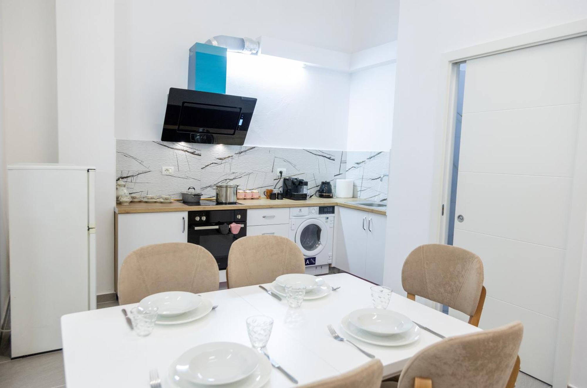 Free Parking Sudio Tirana Apartment Exterior photo